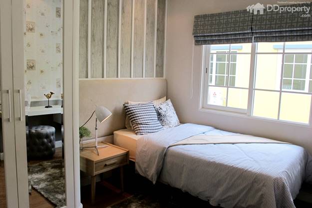 Golden Town On Nut  Pattanakarn  